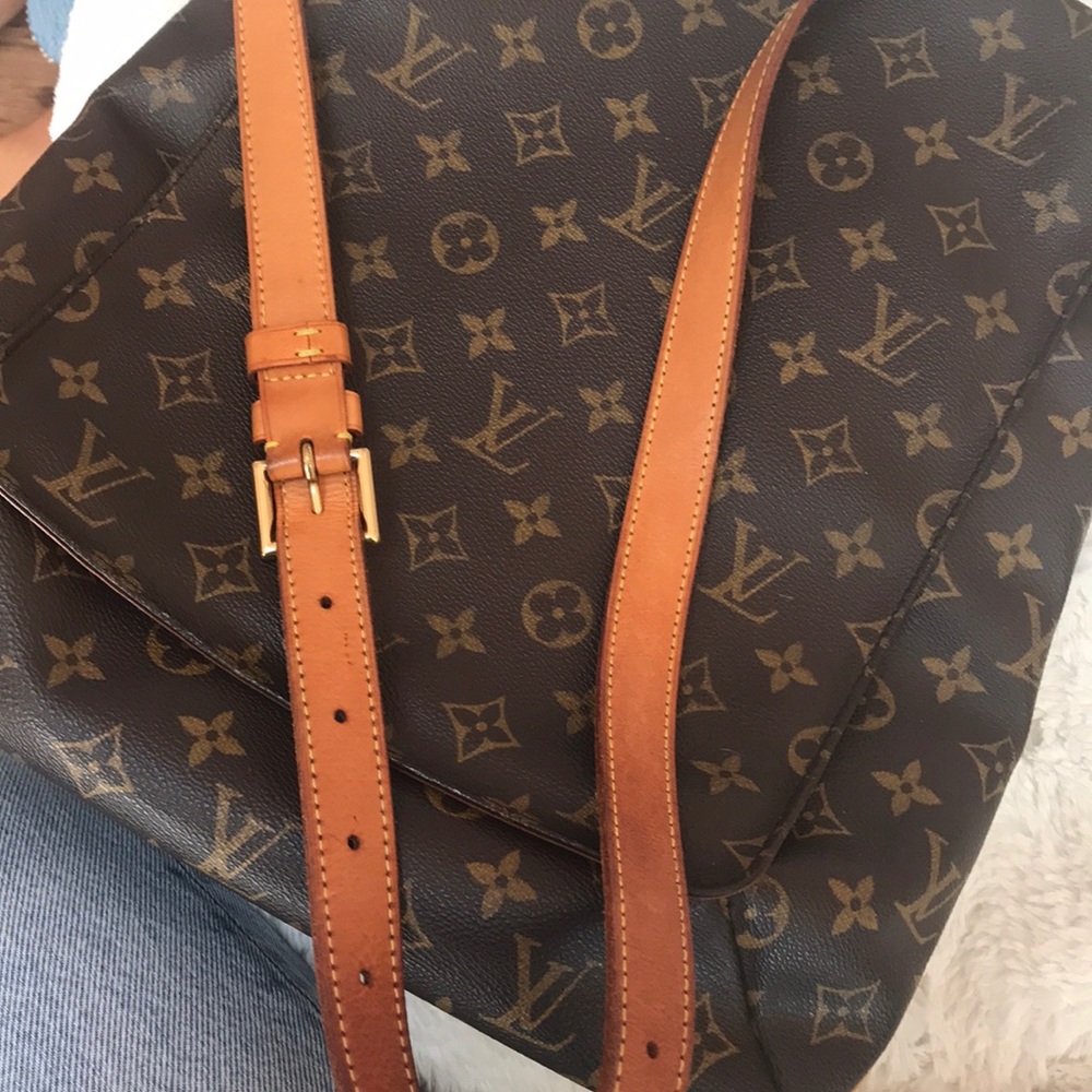 Louis Vuitton Monogram Brown Crossbody Bag - Picture 6 of 8